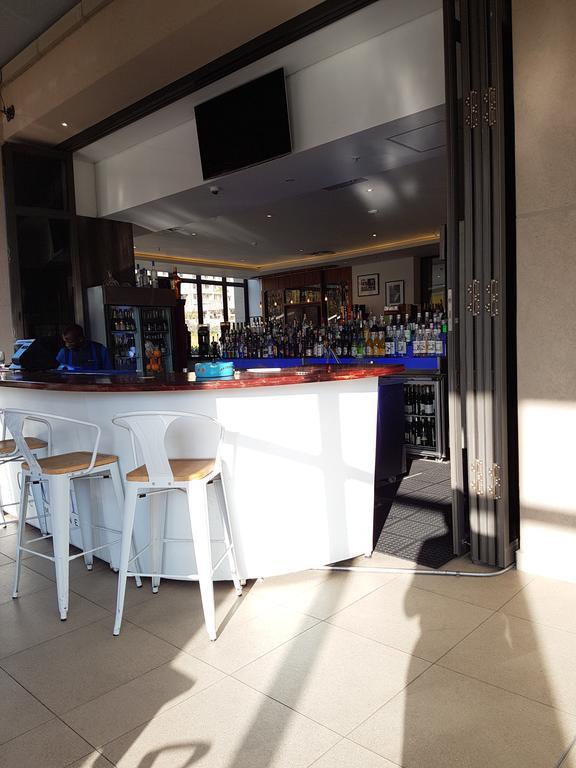 615 Sandton Skye Johannesburg Eksteriør billede